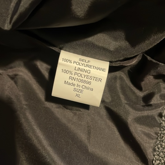 Studded leather jacket - Picture 3 of 5